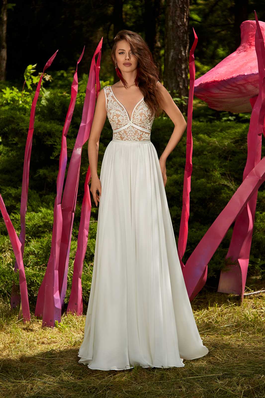 vente location mariage draguignan soiree robe mariee cocktail ceremonie courte longue accessoires fete anniversaire noel bal bapteme communion defile retouche couture dress chic festival valentin mode modele style demoiselle honneur concours beaute fashion mannequin bijou fete meres super look invite draguignan vidauban frejus saint raphael sainte maxime cannes nice mougins grasse mandelieu lorgues les arcs puget muy aups flayosc salernes saint tropez toulon aygulf le luc fayence brignoles roquebrune sur argens