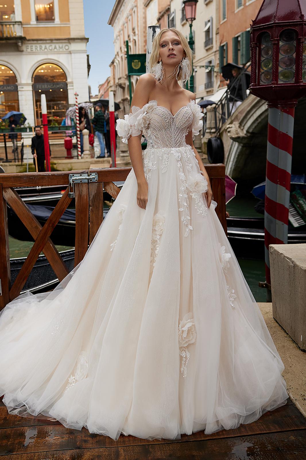 vente location mariage draguignan soiree robe mariee cocktail ceremonie courte longue accessoires fete anniversaire noel bal bapteme communion defile retouche couture dress chic festival valentin mode modele style demoiselle honneur concours beaute fashion mannequin bijou fete meres super look invite draguignan vidauban frejus saint raphael sainte maxime cannes nice mougins grasse mandelieu lorgues les arcs puget muy aups flayosc salernes saint tropez toulon aygulf le luc fayence brignoles roquebrune sur argens