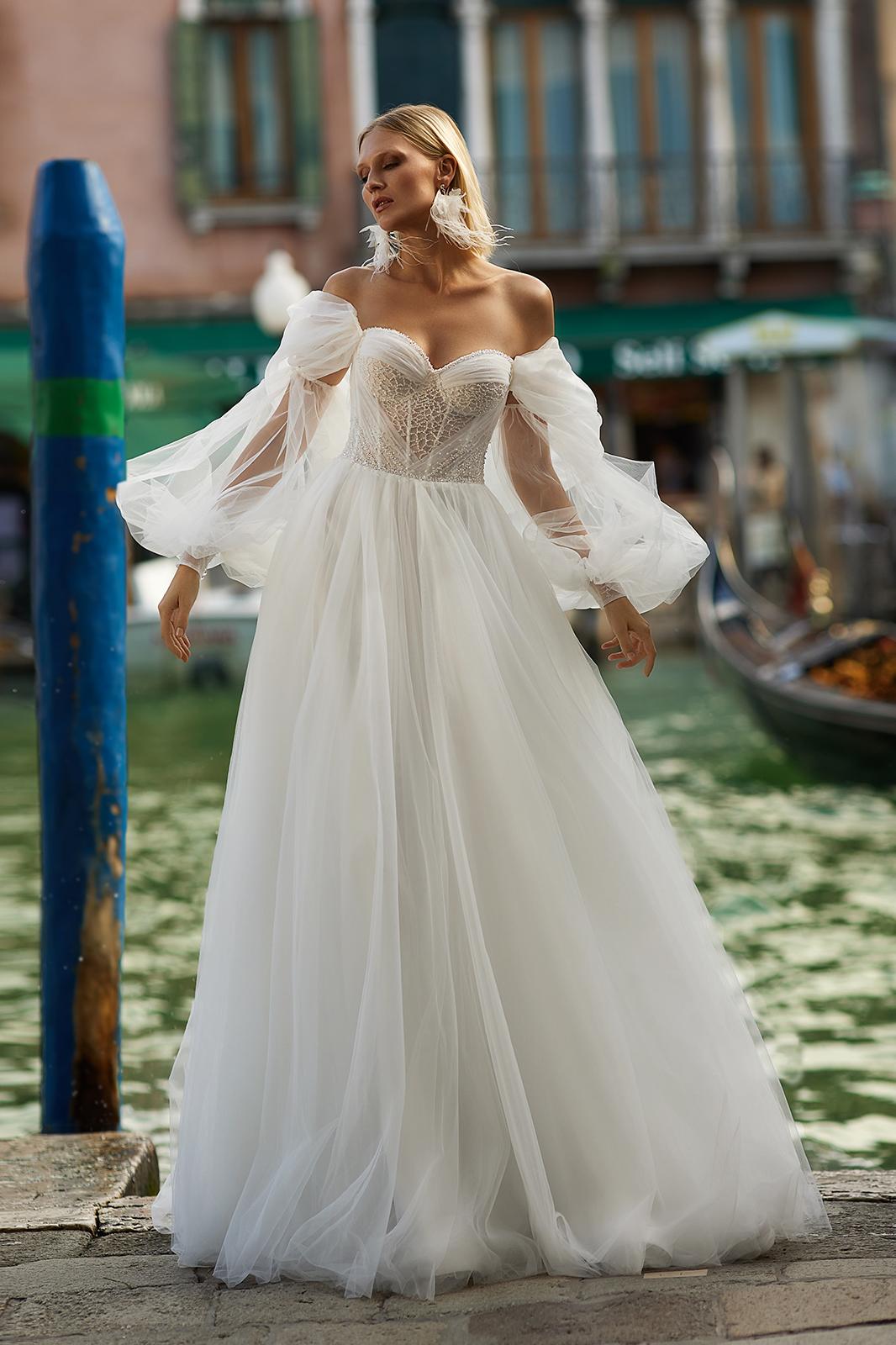 vente location mariage draguignan soiree robe mariee cocktail ceremonie courte longue accessoires fete anniversaire noel bal bapteme communion defile retouche couture dress chic festival valentin mode modele style demoiselle honneur concours beaute fashion mannequin bijou fete meres super look invite draguignan vidauban frejus saint raphael sainte maxime cannes nice mougins grasse mandelieu lorgues les arcs puget muy aups flayosc salernes saint tropez toulon aygulf le luc fayence brignoles roquebrune sur argens