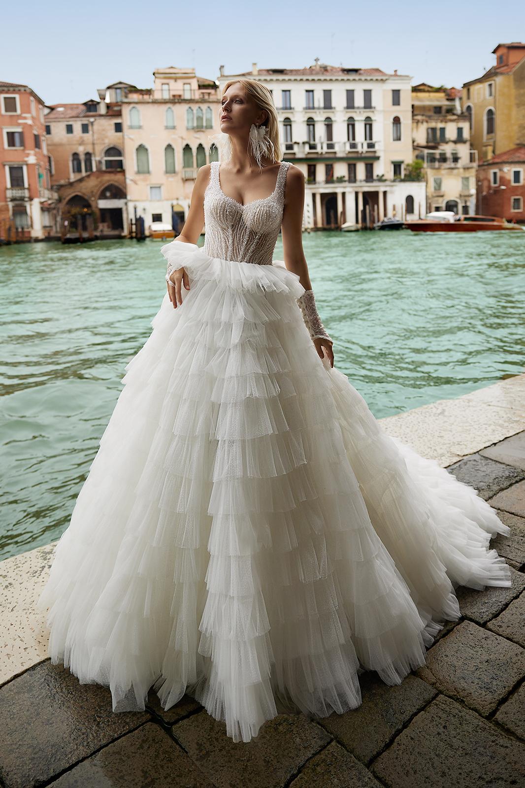 vente location mariage draguignan soiree robe mariee cocktail ceremonie courte longue accessoires fete anniversaire noel bal bapteme communion defile retouche couture dress chic festival valentin mode modele style demoiselle honneur concours beaute fashion mannequin bijou fete meres super look invite draguignan vidauban frejus saint raphael sainte maxime cannes nice mougins grasse mandelieu lorgues les arcs puget muy aups flayosc salernes saint tropez toulon aygulf le luc fayence brignoles roquebrune sur argens