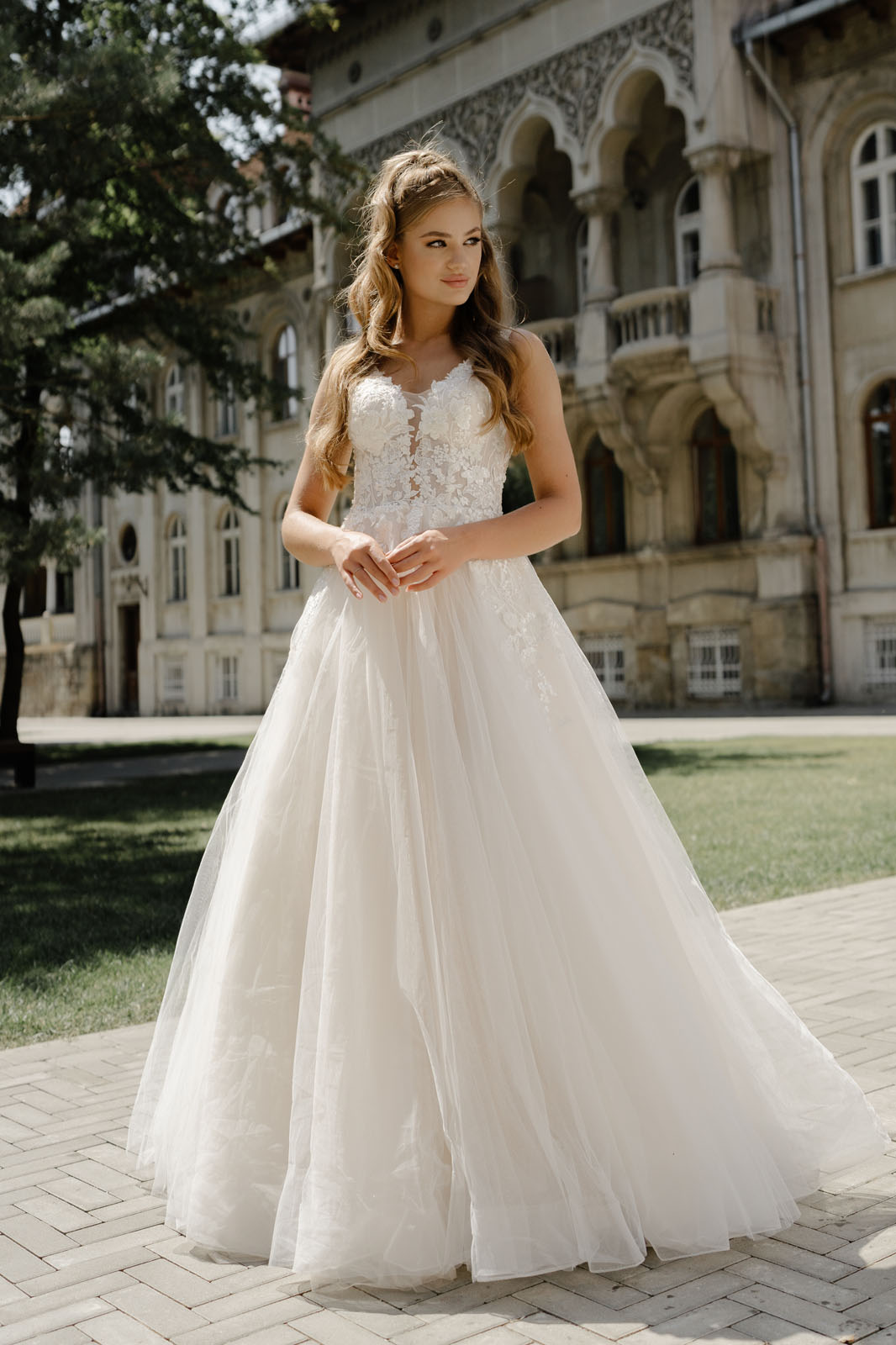 vente location mariage draguignan soiree robe mariee cocktail ceremonie courte longue accessoires fete anniversaire noel bal bapteme communion defile retouche couture dress chic festival valentin mode modele style demoiselle honneur concours beaute fashion mannequin bijou fete meres super look invite draguignan vidauban frejus saint raphael sainte maxime cannes nice mougins grasse mandelieu lorgues les arcs puget muy aups flayosc salernes saint tropez toulon aygulf le luc fayence brignoles roquebrune sur argens