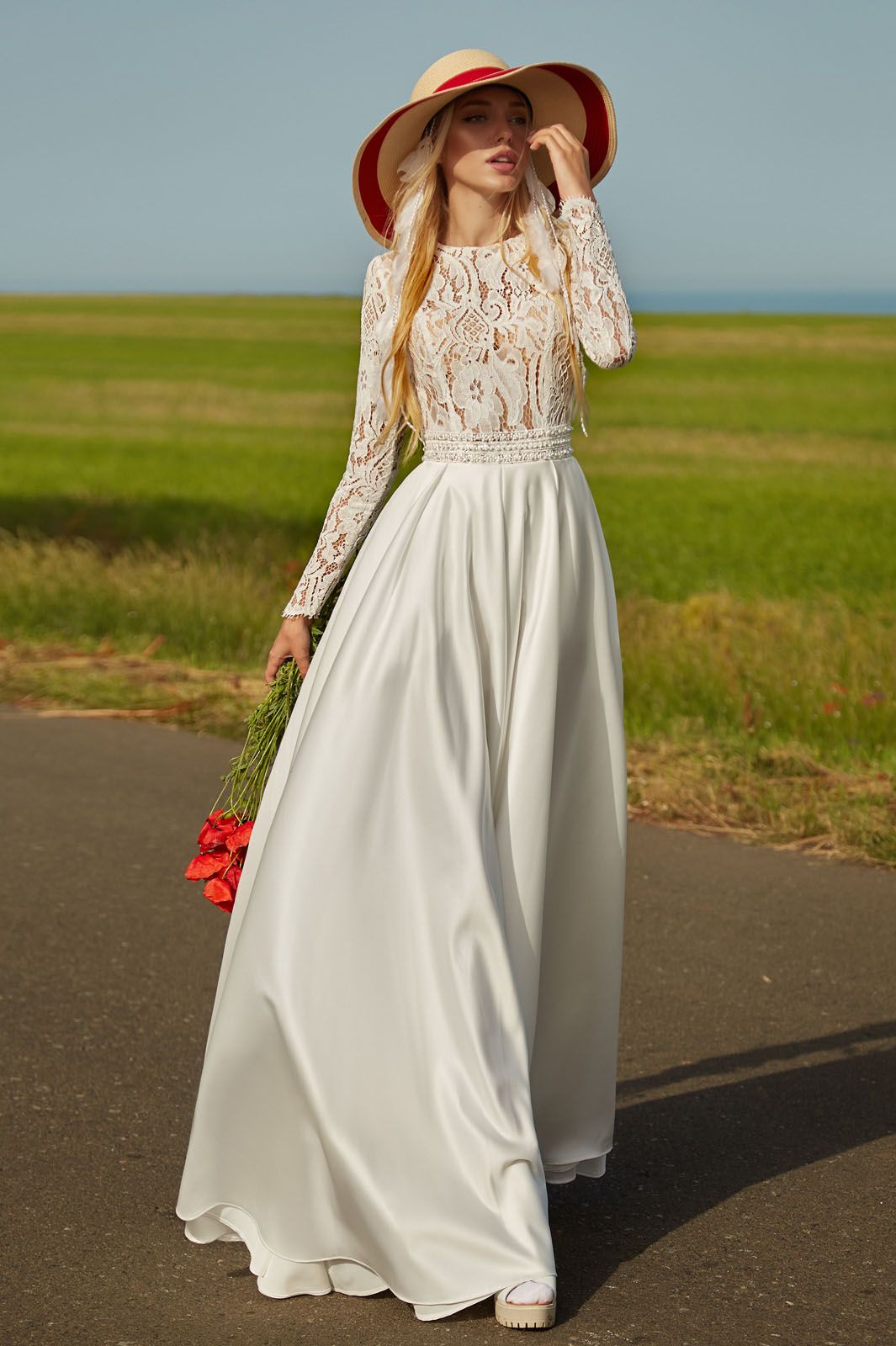 vente location mariage draguignan soiree robe mariee cocktail ceremonie courte longue accessoires fete anniversaire noel bal bapteme communion defile retouche couture dress chic festival valentin mode modele style demoiselle honneur concours beaute fashion mannequin bijou fete meres super look invite draguignan vidauban frejus saint raphael sainte maxime cannes nice mougins grasse mandelieu lorgues les arcs puget muy aups flayosc salernes saint tropez toulon aygulf le luc fayence brignoles roquebrune sur argens