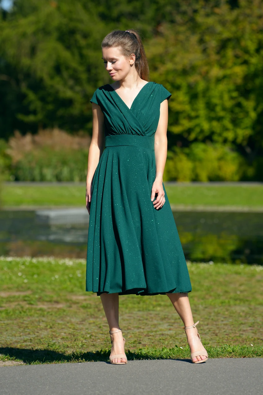 vente location mariage draguignan soiree robe mariee cocktail ceremonie courte longue accessoires fete anniversaire noel bal bapteme communion defile retouche couture dress chic festival valentin mode modele style demoiselle honneur concours beaute fashion mannequin bijou fete meres super look invite draguignan vidauban frejus saint raphael sainte maxime cannes nice mougins grasse mandelieu lorgues les arcs puget muy aups flayosc salernes saint tropez toulon aygulf le luc fayence brignoles roquebrune sur argens